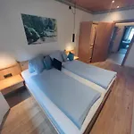 게스트하우스 Gaestehaus Groder 라우리스