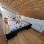 Gaestehaus Groder 게스트하우스 라우리스