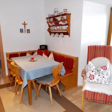 Haus Groder Guest house 3*