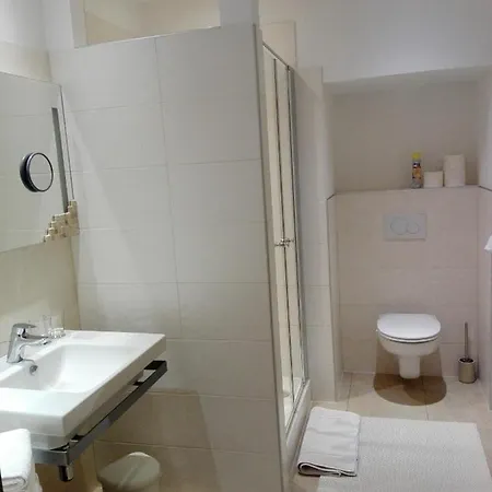 Haus Groder Guest house
